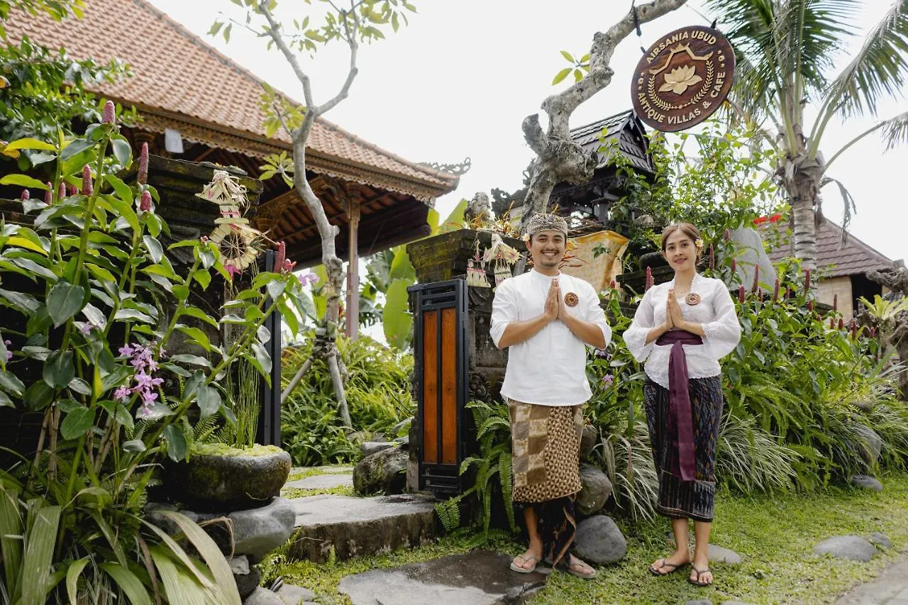 Airsania Ubud Antique Villas