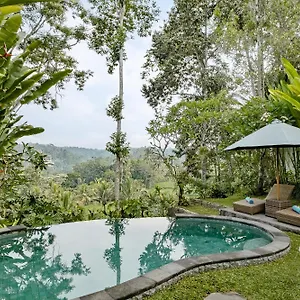  Villa Anandari