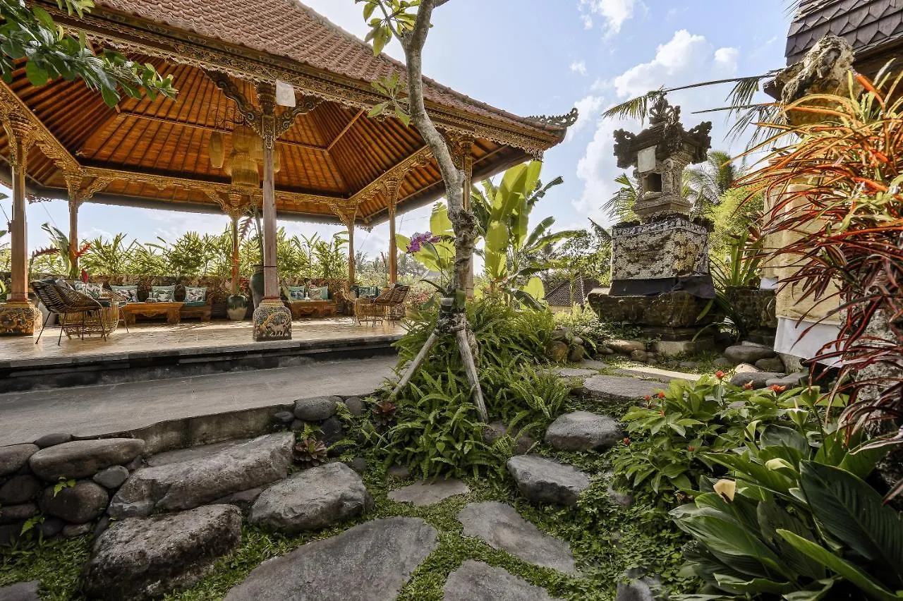 Airsania Ubud Antique Villas