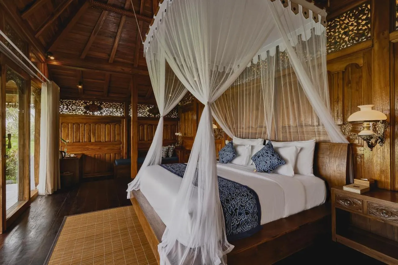 Airsania Ubud Antique Villas 0*,  Indonesië
